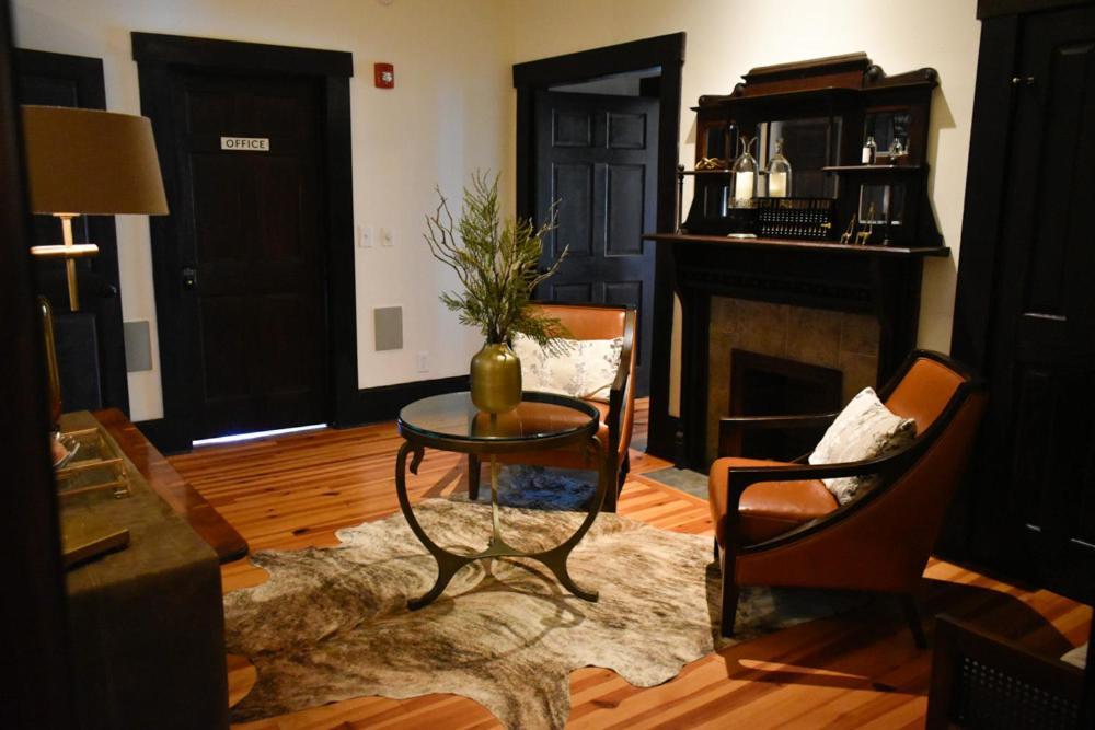 Sparrow Grove Manor Монро Екстериор снимка