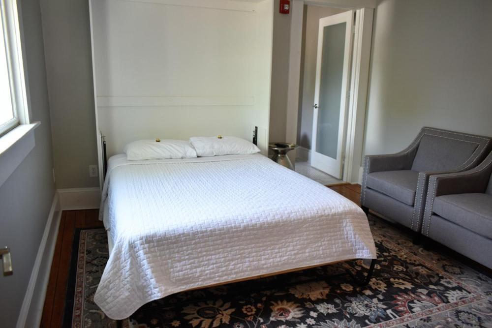 Sparrow Grove Manor Монро Стая снимка