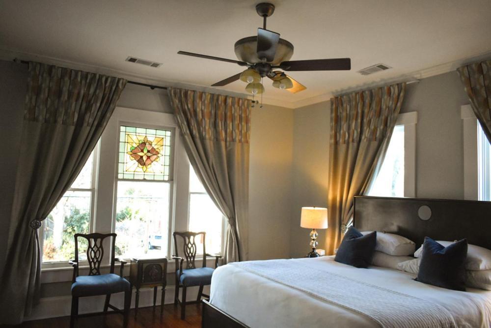 Sparrow Grove Manor Монро Екстериор снимка