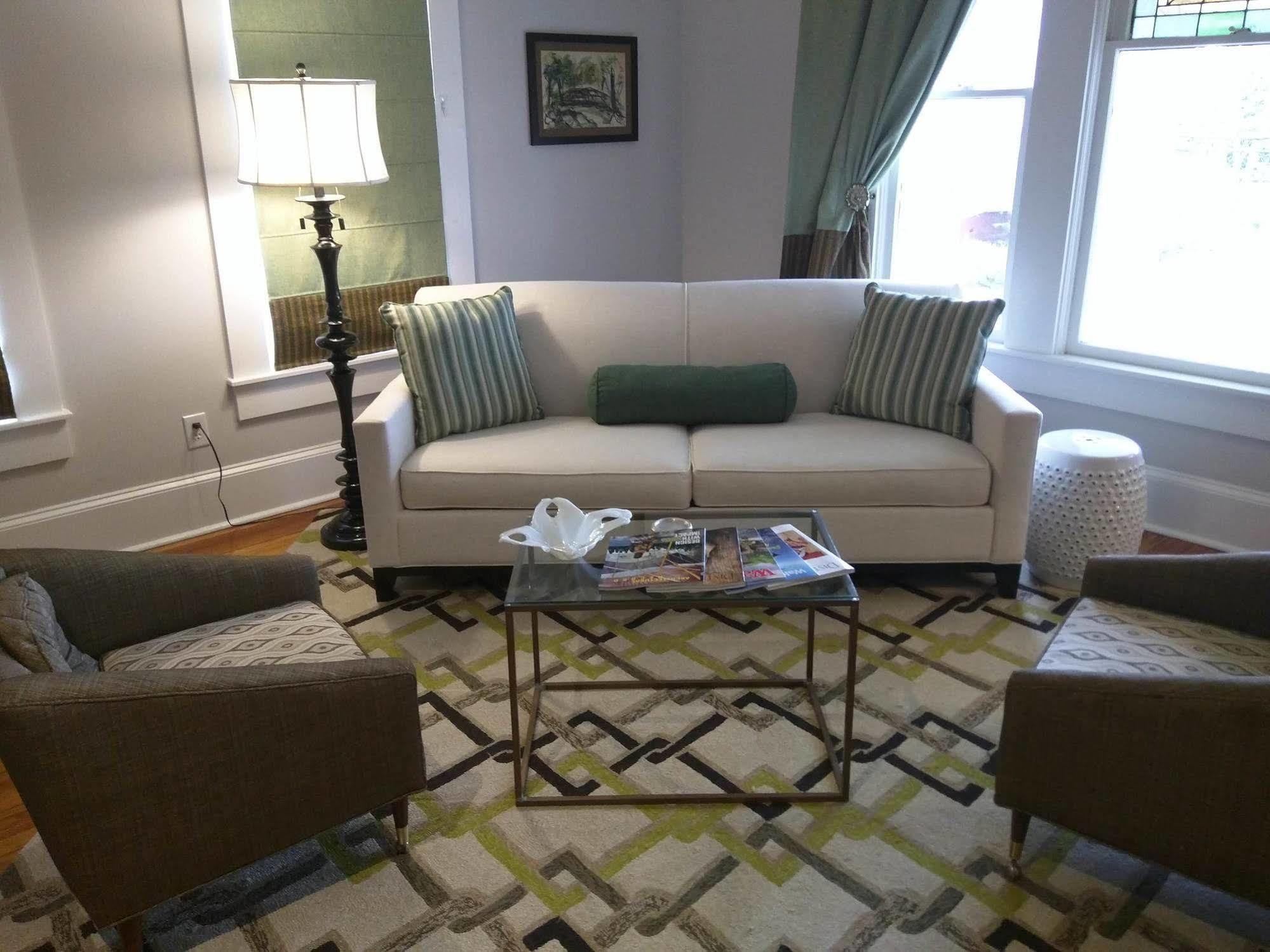 Sparrow Grove Manor Монро Екстериор снимка